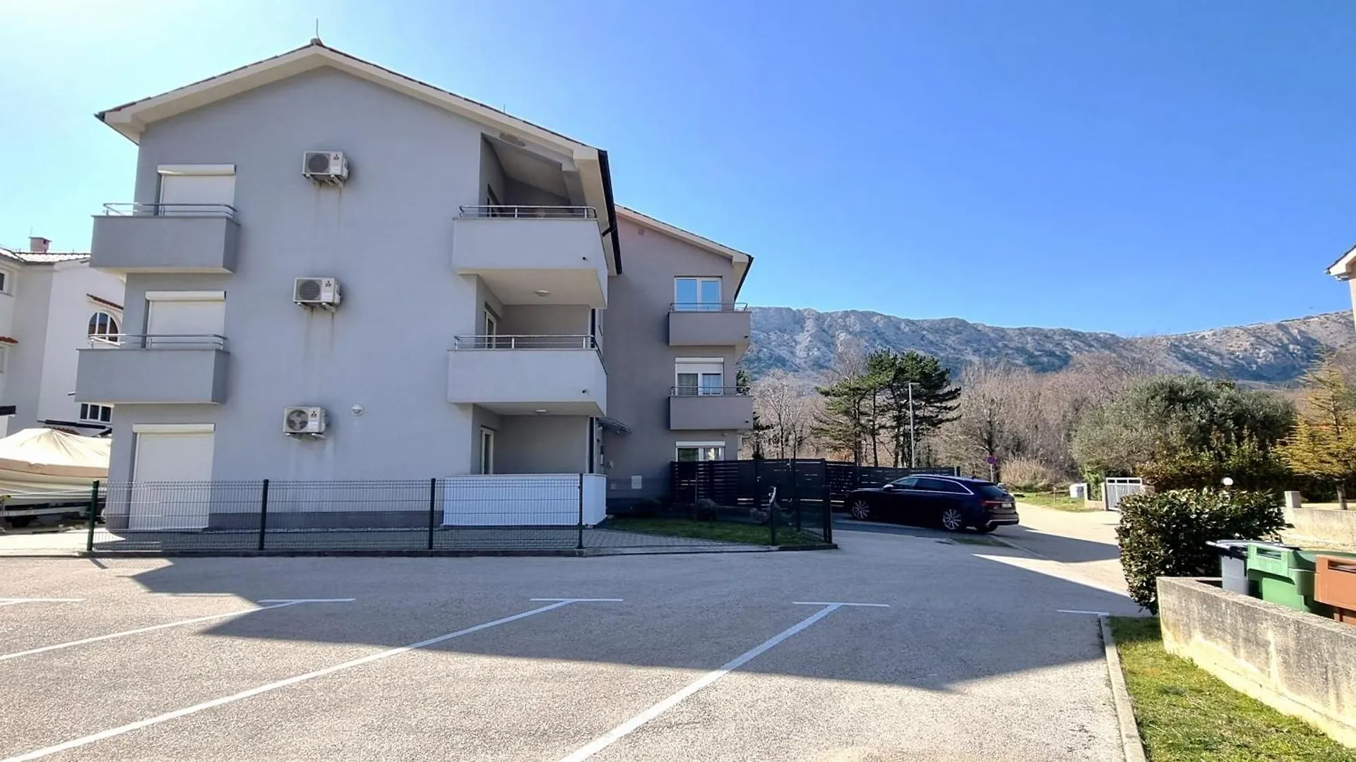 Apartments With A Parking Space Baska, Krk - 24147 Baska (Krk)